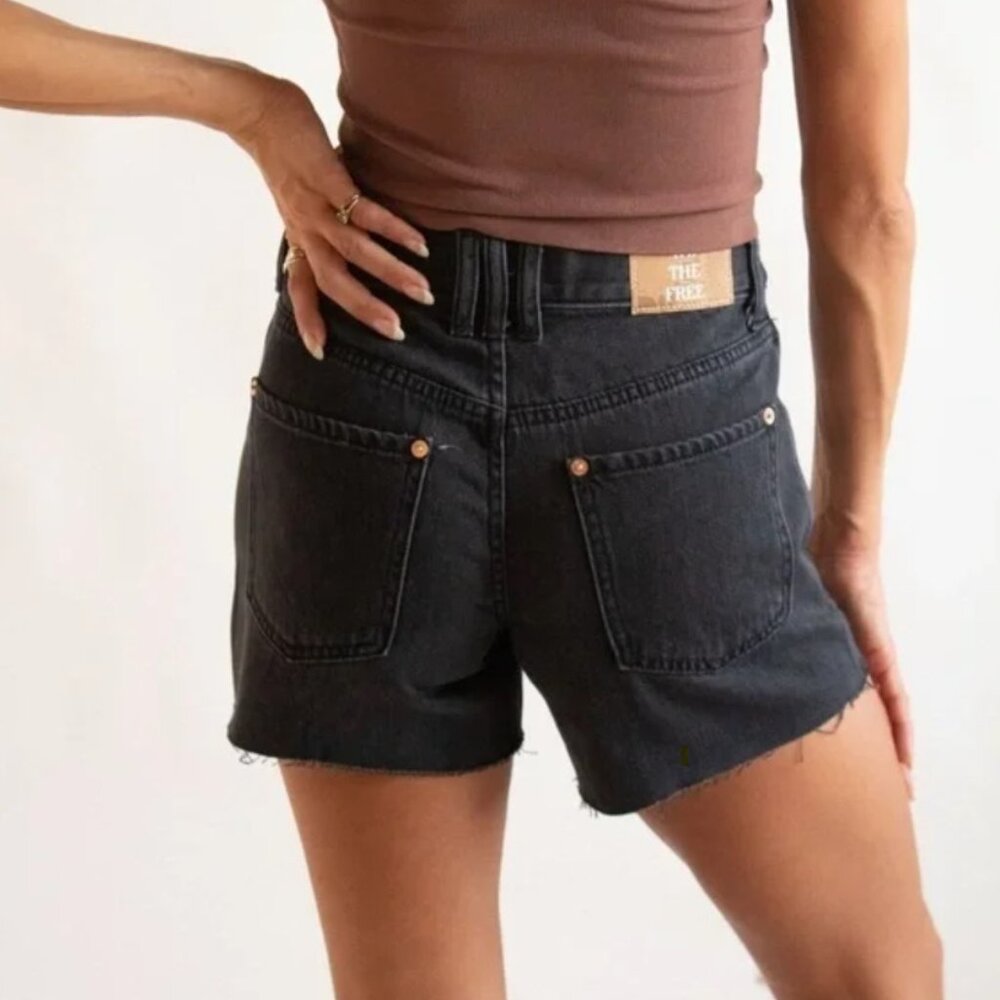 NWT We The Free Black Room Rocker High Rise Cut Off Denim Shorts Size 30
